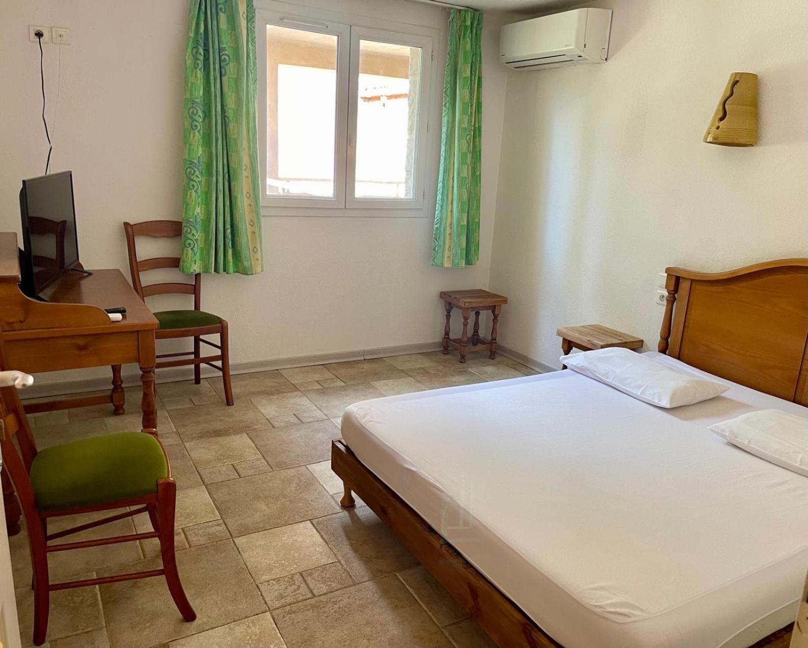 Apart'Hotel Les 4 Sources Corbes Екстер'єр фото